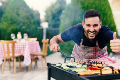 Nudimo posao za Grill majstora (priprema jednostavnih jela) poput burgera, cevapa, tortilja